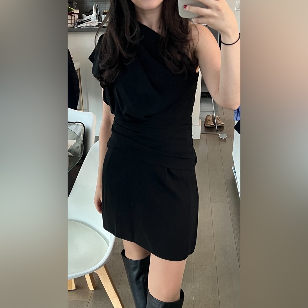 IRO BLACK ONE SHOULDER DRESS IN SIZE 2 (34)